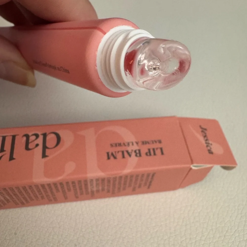 Da lish lip balm